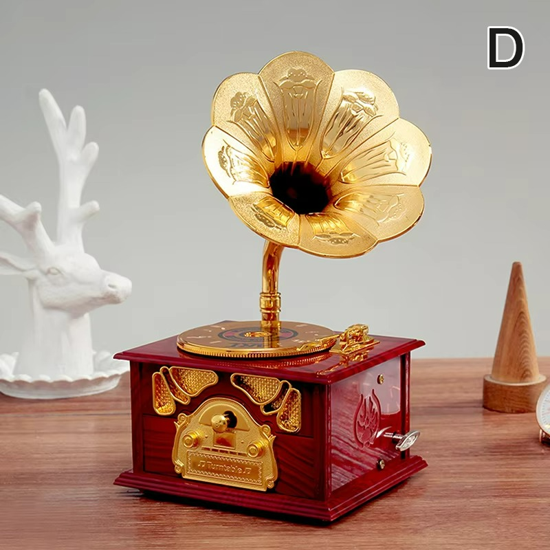 Retro Wooden Gramophone – Vintage Home Ornament