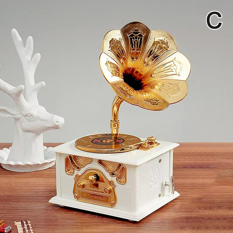 Retro Wooden Gramophone – Vintage Home Ornament